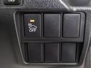 ★使いやすさや安全性を追求したステアリング周り!高級車ゆえにスイッチ類が多いのも特徴ですね!考え尽くされた配置ですぐに使いこなす事が出来ますのでご安心下さい!是非、体感してみて下さい!!