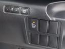 ★使いやすさや安全性を追求したステアリング周り!高級車ゆえにスイッチ類が多いのも特徴ですね!考え尽くされた配置ですぐに使いこなす事が出来ますのでご安心下さい!是非、体感してみて下さい!!