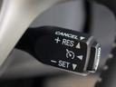 【オートクルーズコントロール】搭載。アクセル操作なしでも車が自動でスピードを保ってくれる機能です長距離の高速は楽々です