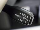 レーダークルーズコントロール  ミリ波レーダーと単眼カメラで先行車を認識し、車速に応じた車間距離を保ちながら追従走行を支援します。