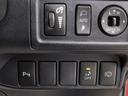 ★使いやすさや安全性を追求したステアリング周り!高級車ゆえにスイッチ類が多いのも特徴ですね!考え尽くされた配置ですぐに使いこなす事が出来ますのでご安心下さい!是非、体感してみて下さい!!