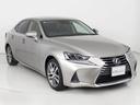 IS300h バージョンL (禁煙車)(後期型)(全画面SDナビ)(セーフティシステム+)(レーダークルーズ)(プリクラッシュ)(LDA)(BSM)(障害物センサー)(リアシェード)(黒本革)(冷暖房シート)(シートメモリー)(20枚目)