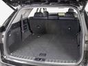 ラゲッジスペースも広々しています!セカンドシートの背もたれは可倒式となり、長尺物でも積み込みが楽々です。