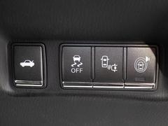 ���ꥢ��󥹥��ʡ����դ��Ƥ��ޤ����ե���ȡ��ꥢ�˥��󥵡������ꡢ�㳲ʪ�˶�Ť��ȷٹ𲻤��Ĥ�ɥ饤�С��ؤ��Τ餻�������������ʿ͵������Ǥ����� 4