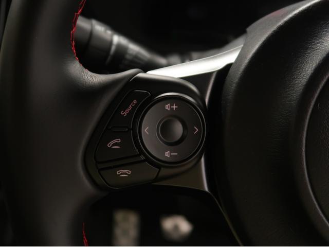 ＢＲＺ Ｓ　６速マニュアル　純正９インチナビ　フルセグ　バックカメラ　スマートキー　Ｂｌｕｅｔｏｏｔｈ　ＥＴＣ　ＬＥＤライト　横滑り防止　クルーズコントロール　シートヒーター（18枚目）