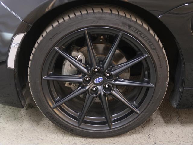 ＢＲＺ Ｓ　６速マニュアル　純正９インチナビ　フルセグ　バックカメラ　スマートキー　Ｂｌｕｅｔｏｏｔｈ　ＥＴＣ　ＬＥＤライト　横滑り防止　クルーズコントロール　シートヒーター（35枚目）