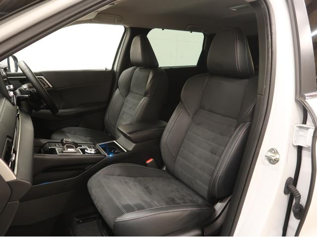 アウトランダーＰＨＥＶ Ｇ　ワンオーナー　フルセグ　全方位モニター　バックカメラ　ＥＴＣ　アクティブヨーコントロール　自動衝突抑止ブレーキ　アダブティブクルーズコントロール　パワーバックドア　純正アルミホイール　ＬＥＤライト（12枚目）