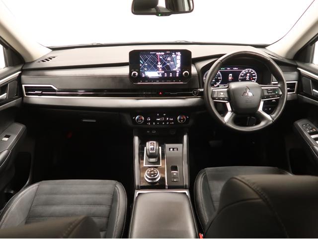 アウトランダーＰＨＥＶ Ｇ　ワンオーナー　フルセグ　全方位モニター　バックカメラ　ＥＴＣ　アクティブヨーコントロール　自動衝突抑止ブレーキ　アダブティブクルーズコントロール　パワーバックドア　純正アルミホイール　ＬＥＤライト（15枚目）