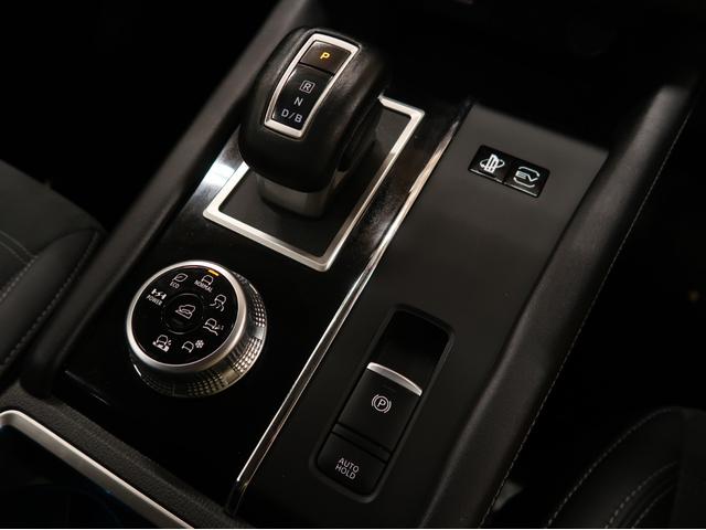 アウトランダーＰＨＥＶ Ｇ　ワンオーナー　フルセグ　全方位モニター　バックカメラ　ＥＴＣ　アクティブヨーコントロール　自動衝突抑止ブレーキ　アダブティブクルーズコントロール　パワーバックドア　純正アルミホイール　ＬＥＤライト（35枚目）