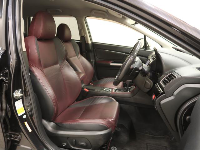 レヴォーグ １．６ＳＴＩスポーツアイサイト　８型メモリーナビ　フルセグ　フロント　サイド　バックカメラ　デジタルミラー　リアビークルディテクション　革シート　クルーズコントロール　スマートキー　シートヒーター　ビルシュタイン　Ｂｌｕｅｔｏｏｔｈ（8枚目）