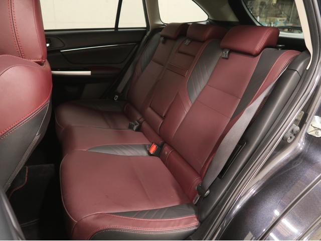 レヴォーグ １．６ＳＴＩスポーツアイサイト　８型メモリーナビ　フルセグ　フロント　サイド　バックカメラ　デジタルミラー　リアビークルディテクション　革シート　クルーズコントロール　スマートキー　シートヒーター　ビルシュタイン　Ｂｌｕｅｔｏｏｔｈ（25枚目）