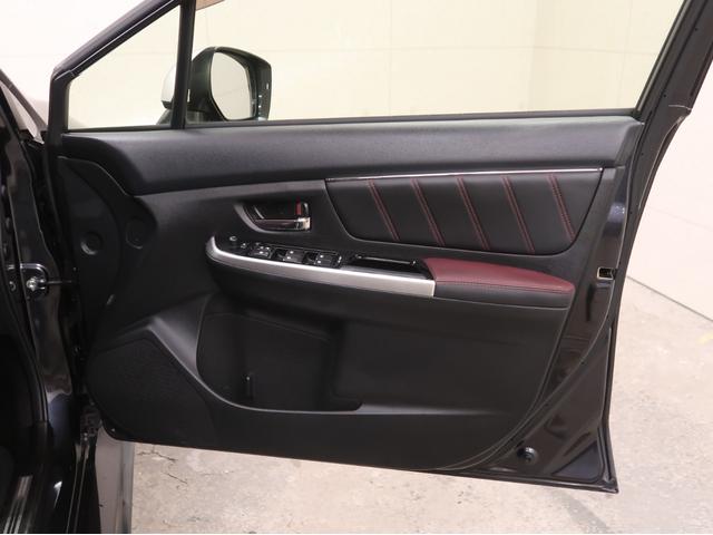 レヴォーグ １．６ＳＴＩスポーツアイサイト　８型メモリーナビ　フルセグ　フロント　サイド　バックカメラ　デジタルミラー　リアビークルディテクション　革シート　クルーズコントロール　スマートキー　シートヒーター　ビルシュタイン　Ｂｌｕｅｔｏｏｔｈ（36枚目）