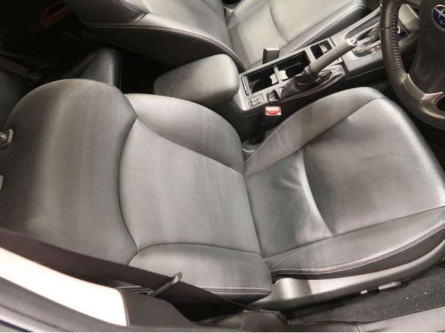 ＸＶハイブリッド ２．０ｉ－Ｌ　アイサイト　黒革シート　メモリーナビ　フルセグ　バックカメラ　スマートキー　Ｂｌｕｅｔｏｏｔｈ　シートヒーター　クルーズコントロール　パワーシート　横滑り防止　アイサイト（12枚目）