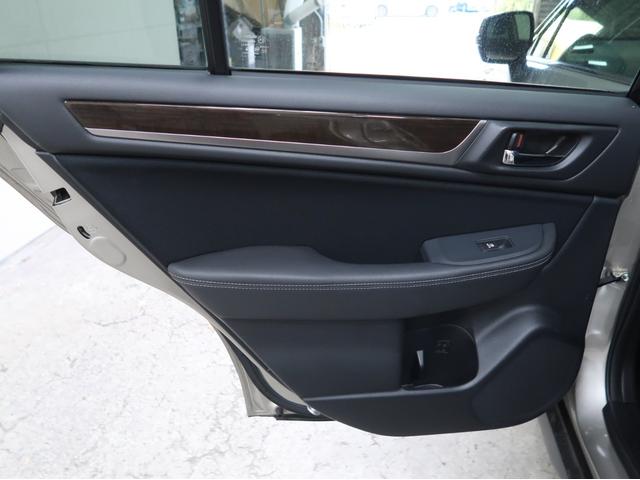 装備、オプション品の有無や詳細などもご不明の点はお気軽にお問い合わせ下さい！