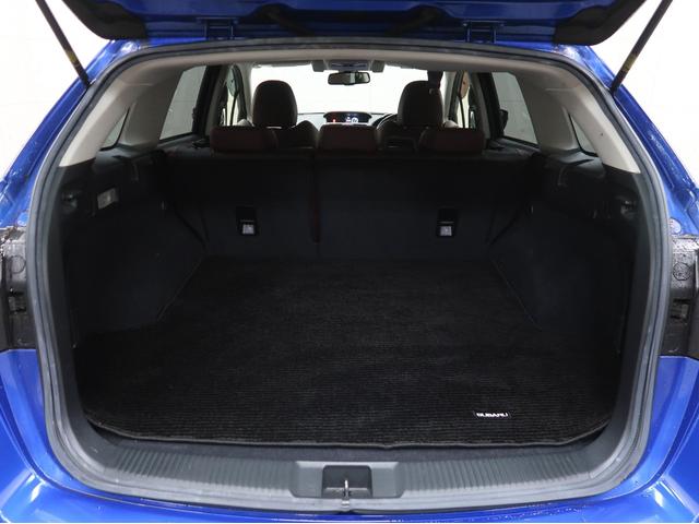 レヴォーグ １．６ＳＴＩスポーツアイサイト　サンルーフ　純正ＳＤナビ　フルセグ　サイド　バックカメラ　リアビークルディテクション　ＳＴＩ革シート　ビルシュタイン　シートヒーター　スマートキー　パワーシート　ＬＥＤ　ＥＴＣ　Ｂｌｕｅｔｏｏｔｈ（16枚目）