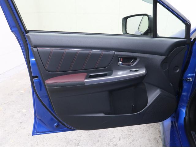 レヴォーグ １．６ＳＴＩスポーツアイサイト　サンルーフ　純正ＳＤナビ　フルセグ　サイド　バックカメラ　リアビークルディテクション　ＳＴＩ革シート　ビルシュタイン　シートヒーター　スマートキー　パワーシート　ＬＥＤ　ＥＴＣ　Ｂｌｕｅｔｏｏｔｈ（42枚目）