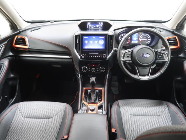 フォレスター Ｘ－ブレイク　パワーリヤゲート　リヤビークル　フロント／サイドカメラ　スマートキー　パワーシート　デジタルミラー　純正ナビ　バックカメラ　前後席シートヒーター　純正アルミホイール　ＥＴＣ（7枚目）