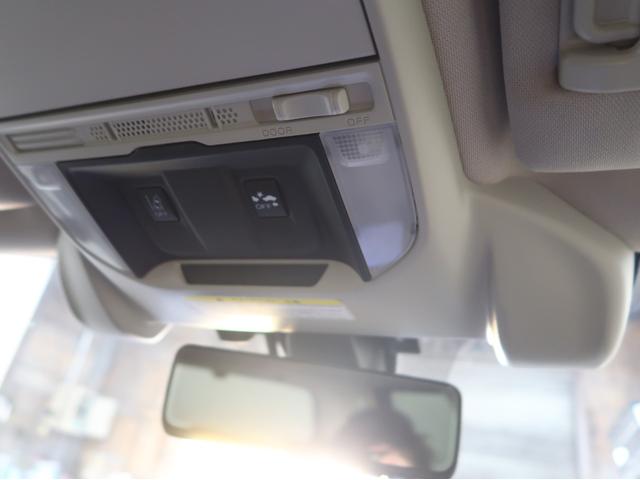 フォレスター Ｘ－ブレイク　パワーリヤゲート　リヤビークル　フロント／サイドカメラ　スマートキー　パワーシート　デジタルミラー　純正ナビ　バックカメラ　前後席シートヒーター　純正アルミホイール　ＥＴＣ（8枚目）