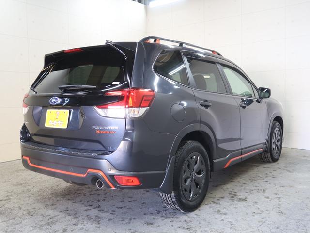 フォレスター Ｘ－ブレイク　パワーリヤゲート　リヤビークル　フロント／サイドカメラ　スマートキー　パワーシート　デジタルミラー　純正ナビ　バックカメラ　前後席シートヒーター　純正アルミホイール　ＥＴＣ（27枚目）