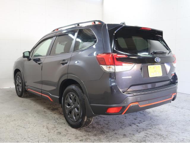 フォレスター Ｘ－ブレイク　パワーリヤゲート　リヤビークル　フロント／サイドカメラ　スマートキー　パワーシート　デジタルミラー　純正ナビ　バックカメラ　前後席シートヒーター　純正アルミホイール　ＥＴＣ（28枚目）