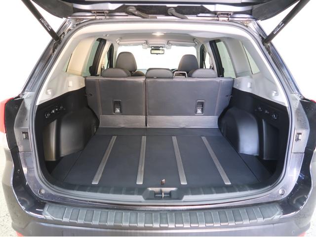 フォレスター Ｘ－ブレイク　パワーリヤゲート　リヤビークル　フロント／サイドカメラ　スマートキー　パワーシート　デジタルミラー　純正ナビ　バックカメラ　前後席シートヒーター　純正アルミホイール　ＥＴＣ（32枚目）