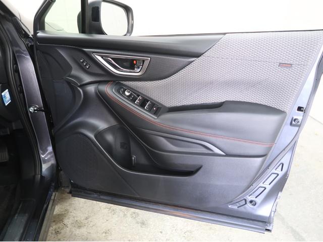 フォレスター Ｘ－ブレイク　パワーリヤゲート　リヤビークル　フロント／サイドカメラ　スマートキー　パワーシート　デジタルミラー　純正ナビ　バックカメラ　前後席シートヒーター　純正アルミホイール　ＥＴＣ（35枚目）