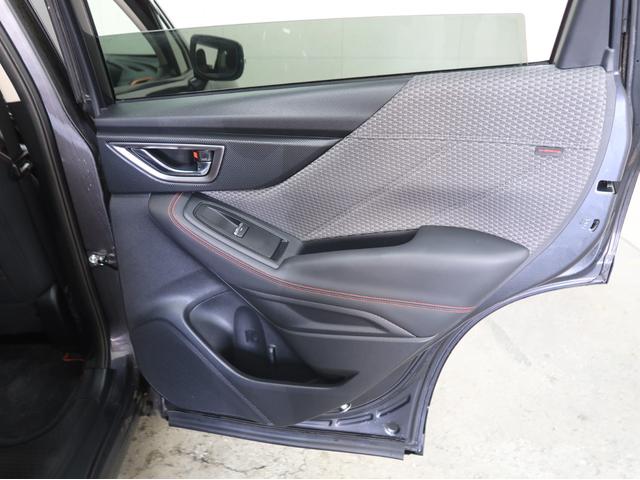 フォレスター Ｘ－ブレイク　パワーリヤゲート　リヤビークル　フロント／サイドカメラ　スマートキー　パワーシート　デジタルミラー　純正ナビ　バックカメラ　前後席シートヒーター　純正アルミホイール　ＥＴＣ（36枚目）