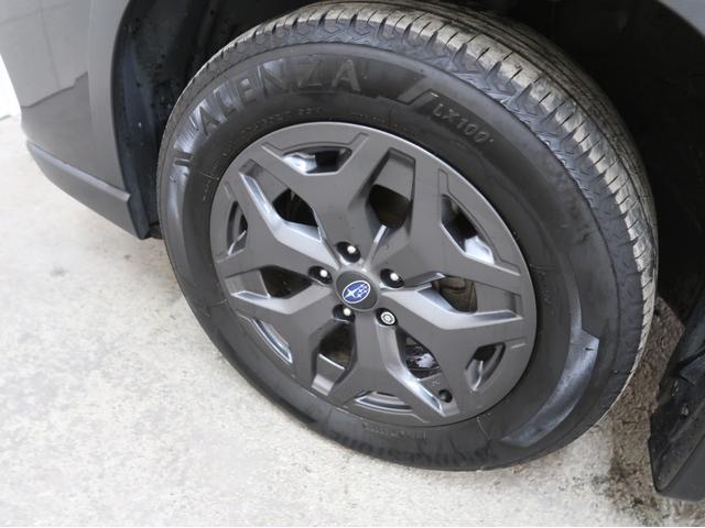 フォレスター Ｘ－ブレイク　パワーリヤゲート　リヤビークル　フロント／サイドカメラ　スマートキー　パワーシート　デジタルミラー　純正ナビ　バックカメラ　前後席シートヒーター　純正アルミホイール　ＥＴＣ（43枚目）