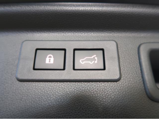 フォレスター アドバンス　パワーリヤゲート　フロント／サイドカメラ　ルーフレール　デジタルミラー　リヤビークル　純正ナビ　バックカメラ　ドラレコ　ＥＴＣ　ステアリングヒーター　シートヒーター　純正アルミホイール（12枚目）