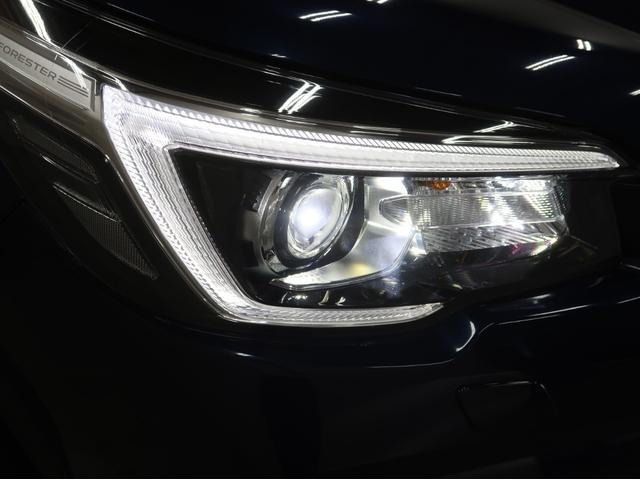 フォレスター アドバンス　パワーリヤゲート　フロント／サイドカメラ　ルーフレール　デジタルミラー　リヤビークル　純正ナビ　バックカメラ　ドラレコ　ＥＴＣ　ステアリングヒーター　シートヒーター　純正アルミホイール（22枚目）