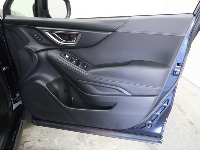 フォレスター アドバンス　パワーリヤゲート　フロント／サイドカメラ　ルーフレール　デジタルミラー　リヤビークル　純正ナビ　バックカメラ　ドラレコ　ＥＴＣ　ステアリングヒーター　シートヒーター　純正アルミホイール（40枚目）