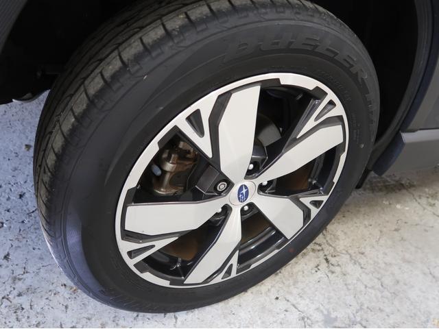 フォレスター アドバンス　パワーリヤゲート　フロント／サイドカメラ　ルーフレール　デジタルミラー　リヤビークル　純正ナビ　バックカメラ　ドラレコ　ＥＴＣ　ステアリングヒーター　シートヒーター　純正アルミホイール（42枚目）