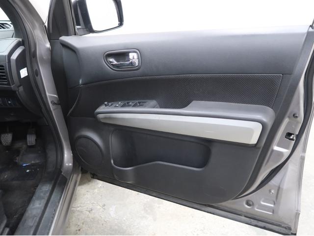 エクストレイル ２０ＧＴ　６ＭＴ　ナビ　バックカメラ　キセノンヘッドライト　インテリジェントキー　ＣＤ／ＤＶＤ　フルセグＴＶ　ドライブレコーダー　純正アルミホイール（31枚目）