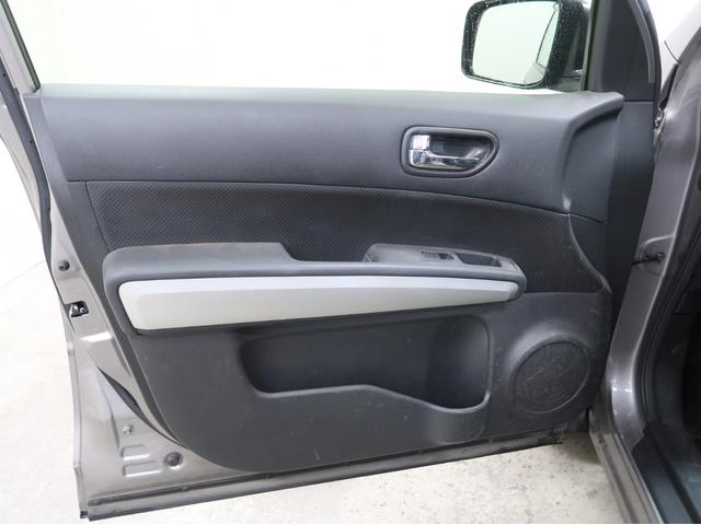 エクストレイル ２０ＧＴ　６ＭＴ　ナビ　バックカメラ　キセノンヘッドライト　インテリジェントキー　ＣＤ／ＤＶＤ　フルセグＴＶ　ドライブレコーダー　純正アルミホイール（35枚目）