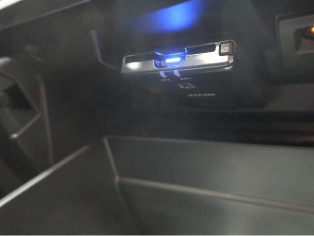 インプレッサスポーツ ２．０ｉ－Ｌアイサイト　フロント＆サイドカメラ　リヤビークルディテクション　純正ナビ　バックカメラ　パワーシート　ＥＴＣ　ステアリングアシスト　アダプティブクルーズコントロール　スマートキー（22枚目）