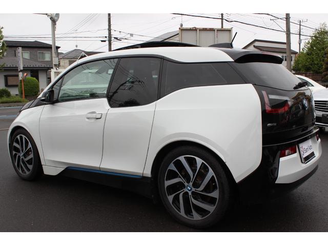 ｉ３ スイート　レンジ・エクステンダー装備車　１年保証付き　禁煙車　純正ナビ　純正１９インチＡＷ　ＥＴＣ　Ｂカメラ　サンルーフ　シートヒーター　スマートキー　充電ケーブル　ＬＥＤヘッドライト（10枚目）