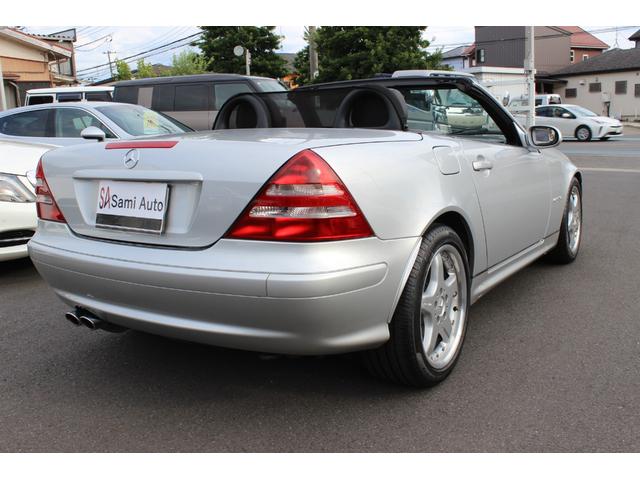 SLK(メルセデス・ベンツ)230 コンプレッサー 新車並行車 SLK(メルセデス・ベンツ)230 コンプレッサー 新車並行車