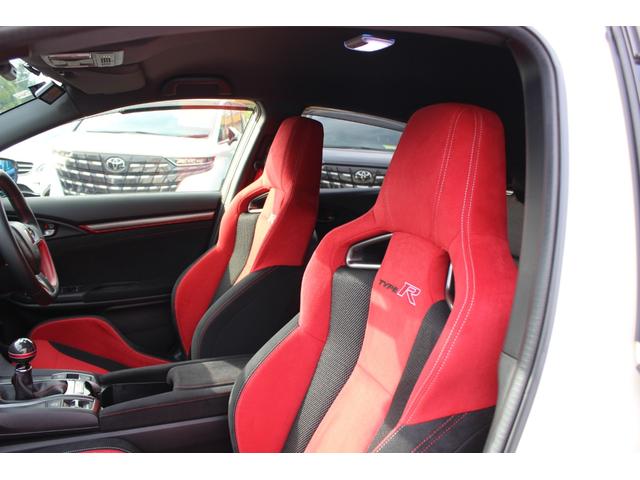 シビック タイプＲ　ＭＴ車　禁煙車　ワンオーナー　ユーザー買取　無限（フルエアロ・ブルーミラー・ドアバイザー・テールランプ）　シーカ製３本出しマフラー　社外ナビ・ＴＶ　スピーカー（ダイヤトーン・ＫＩＣＫＥＲ）　Ｂカメラ（17枚目）