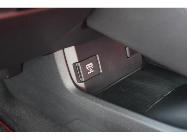 シビック タイプＲ　ＭＴ車　禁煙車　ワンオーナー　ユーザー買取　無限（フルエアロ・ブルーミラー・ドアバイザー・テールランプ）　シーカ製３本出しマフラー　社外ナビ・ＴＶ　スピーカー（ダイヤトーン・ＫＩＣＫＥＲ）　Ｂカメラ（18枚目）