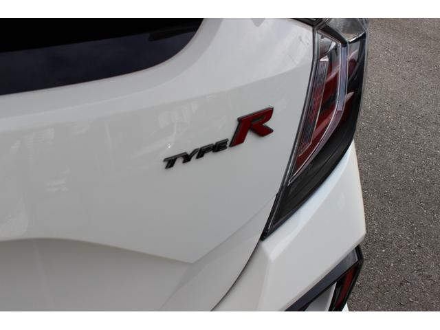 シビック タイプＲ　ＭＴ車　禁煙車　ワンオーナー　ユーザー買取　無限（フルエアロ・ブルーミラー・ドアバイザー・テールランプ）　シーカ製３本出しマフラー　社外ナビ・ＴＶ　スピーカー（ダイヤトーン・ＫＩＣＫＥＲ）　Ｂカメラ（27枚目）