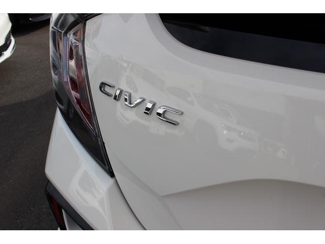 シビック タイプＲ　ＭＴ車　禁煙車　ワンオーナー　ユーザー買取　無限（フルエアロ・ブルーミラー・ドアバイザー・テールランプ）　シーカ製３本出しマフラー　社外ナビ・ＴＶ　スピーカー（ダイヤトーン・ＫＩＣＫＥＲ）　Ｂカメラ（28枚目）