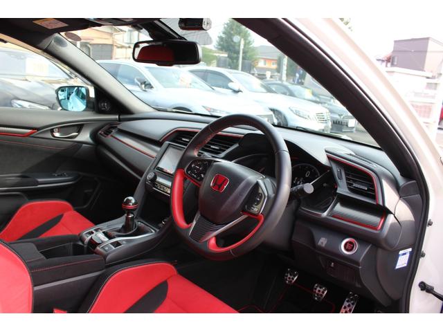 シビック タイプＲ　ＭＴ車　禁煙車　ワンオーナー　ユーザー買取　無限（フルエアロ・ブルーミラー・ドアバイザー・テールランプ）　シーカ製３本出しマフラー　社外ナビ・ＴＶ　スピーカー（ダイヤトーン・ＫＩＣＫＥＲ）　Ｂカメラ（36枚目）