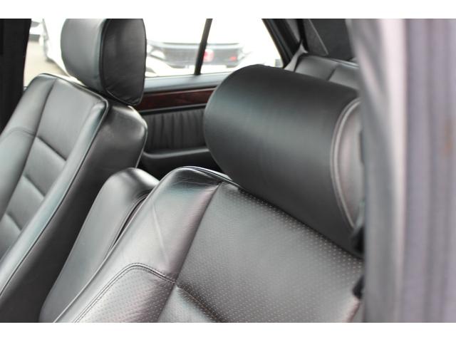 Ｅクラス ５００Ｅ　禁煙車　左ハンドル　ユーザー買取車　ディーラー車　ＰＷ　ＰＳ　ＡＡＣ　シートヒーター　ＥＴＣ　Ｐシート　サンルーフ　純正１６インチＡＷ　ヘッドライトワイパー（15枚目）