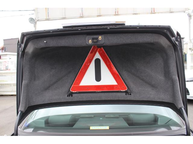 Ｅクラス ５００Ｅ　禁煙車　左ハンドル　ユーザー買取車　ディーラー車　ＰＷ　ＰＳ　ＡＡＣ　シートヒーター　ＥＴＣ　Ｐシート　サンルーフ　純正１６インチＡＷ　ヘッドライトワイパー（37枚目）