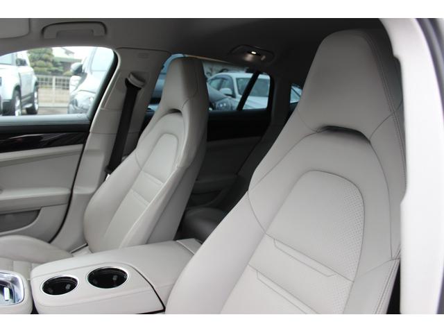 パナメーラ ベースグレード 禁煙車 ツートンレザーインテリアPKG(ブラック&クレヨン) シートヒーター 純正21インチAW Bluetooth接続 Bカメラ ETC ドラレコ レーンキープアシスト(13枚目)
