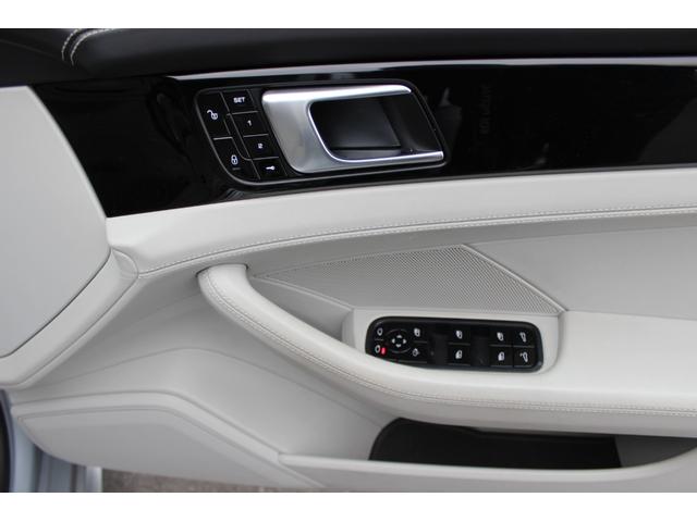 パナメーラ ベースグレード 禁煙車 ツートンレザーインテリアPKG(ブラック&クレヨン) シートヒーター 純正21インチAW Bluetooth接続 Bカメラ ETC ドラレコ レーンキープアシスト(24枚目)