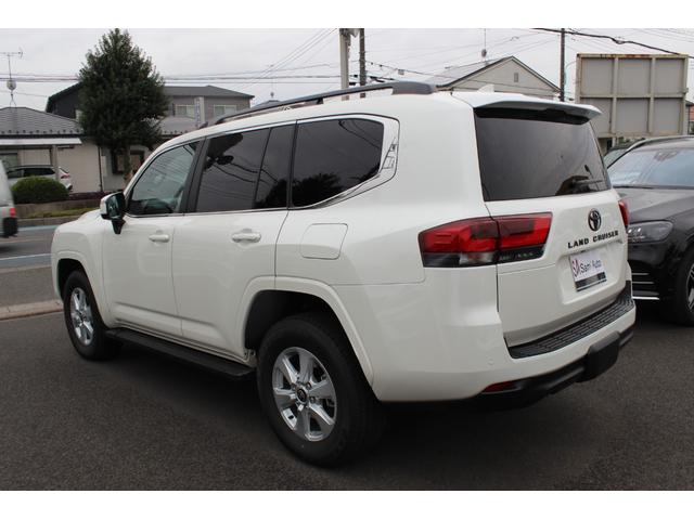 ランドクルーザー AX 1オーナー ムーンルーフ 電動デフロック レーダークルーズ 純正18インチAW ルーフレール トヨタセーフティーセンス 寒冷地仕様 純正ナビ・フルセグTV Bluetooth接続 360°カメラ(7枚目)