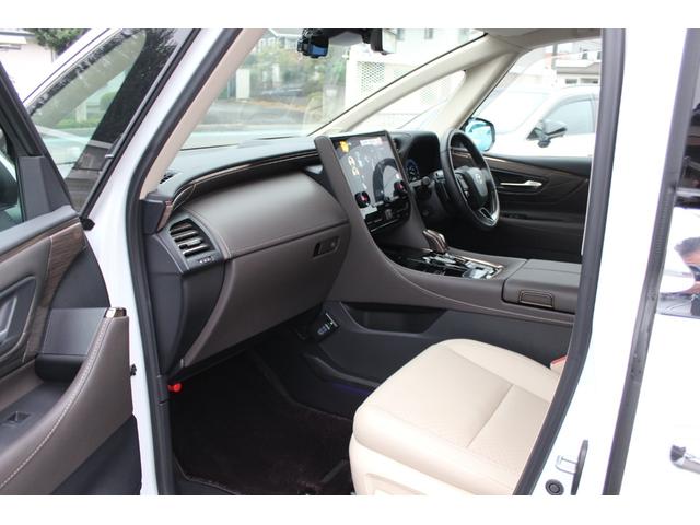 アルファードハイブリッド エグゼクティブラウンジ　１オーナー　禁煙車　左右独立ムーンルーフ　ＪＢＬサウンド　リアエンターテイメントシステム　ＨＵＤ　モデリスタフルエアロ　ユニバーサルサイドステップ　デジタルインナーミラー　両側パワースライドドア（7枚目）