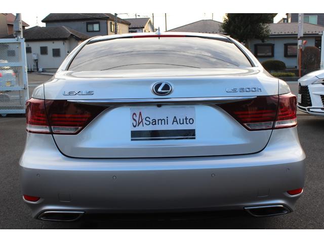 ＬＳ ＬＳ６００ｈ　バージョンＣ　Ｉパッケージ　ユーザー買取車　禁煙車　４ＷＤ　前席イージークローザー　シートヒーター・ベンチレーション　サンルーフ　メモリー付きＰシート　Ｐトランク　純正ナビＴＶ　Ｂｌｕｅｔｏｏｔｈ　ＥＴＣ　Ｂカメラ　ＢＳＭ（5枚目）