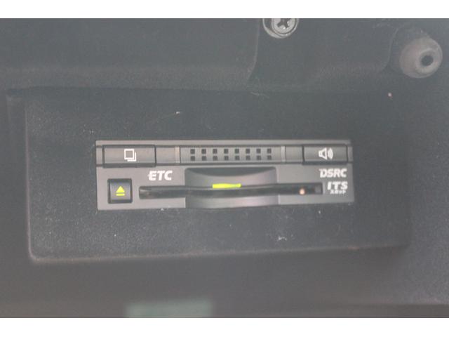 ＬＳ ＬＳ６００ｈ　バージョンＣ　Ｉパッケージ　ユーザー買取車　禁煙車　４ＷＤ　前席イージークローザー　シートヒーター・ベンチレーション　サンルーフ　メモリー付きＰシート　Ｐトランク　純正ナビＴＶ　Ｂｌｕｅｔｏｏｔｈ　ＥＴＣ　Ｂカメラ　ＢＳＭ（18枚目）